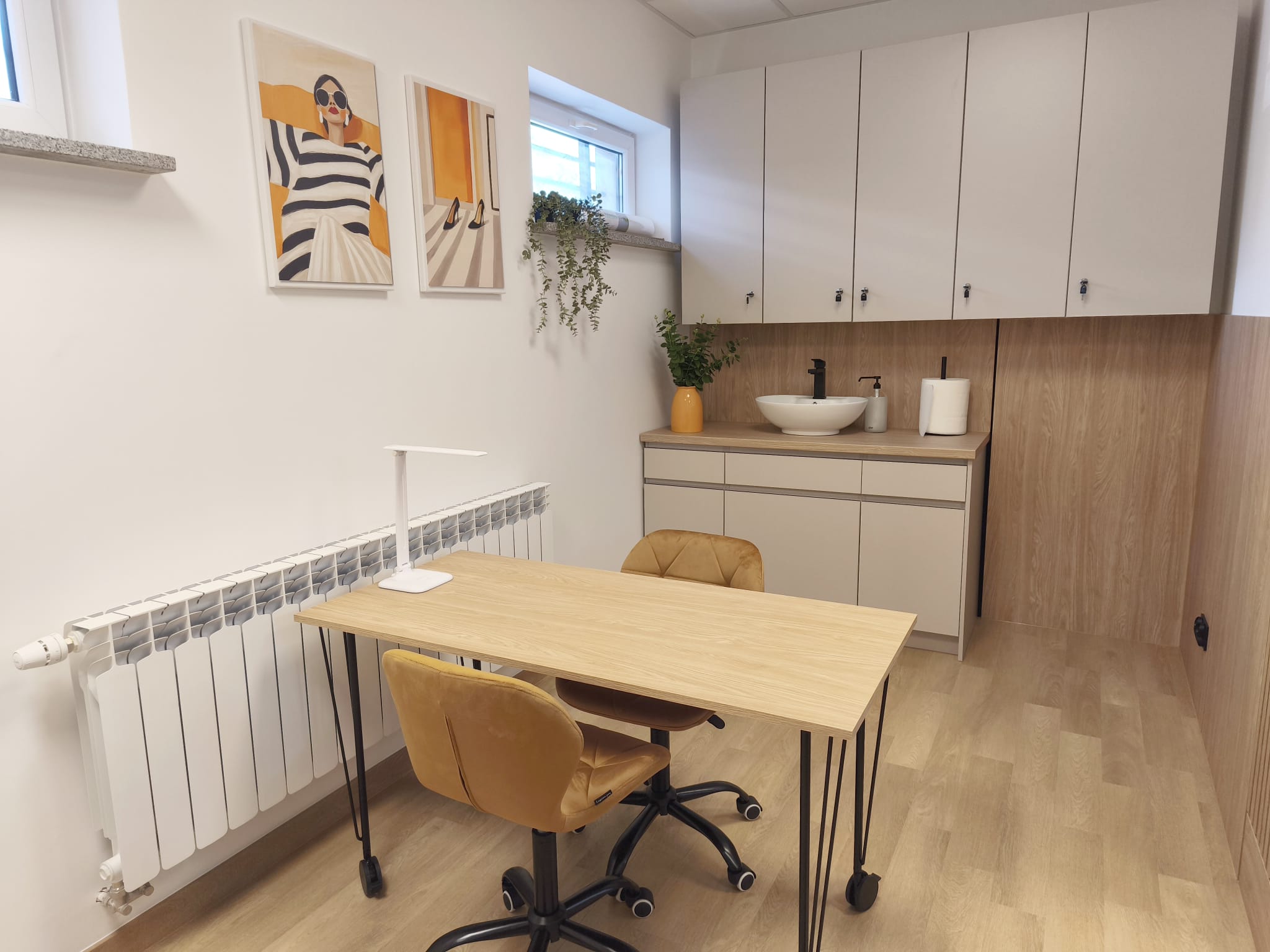 Wnętrze gabinetu do masażu i konsultacji w Grajewie